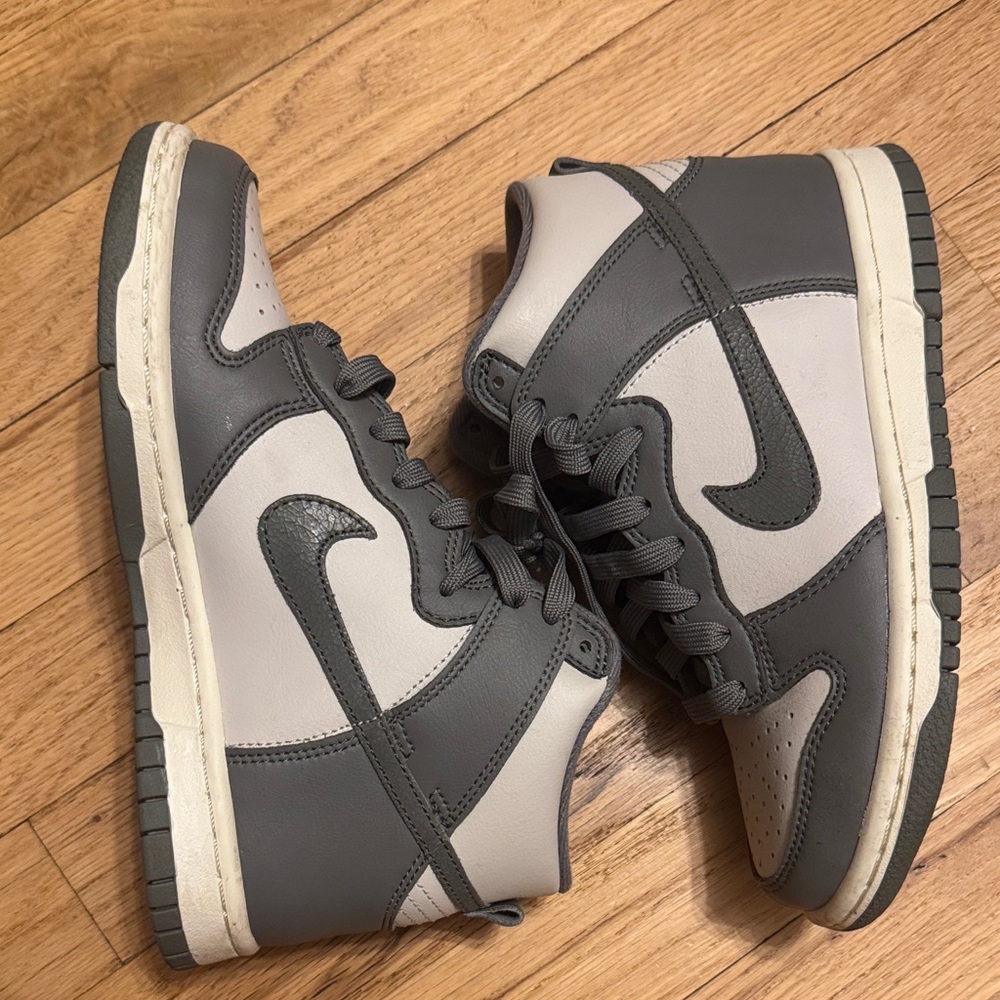 size = Women’s 6. Nike Gray and White High-Top Sneakers
